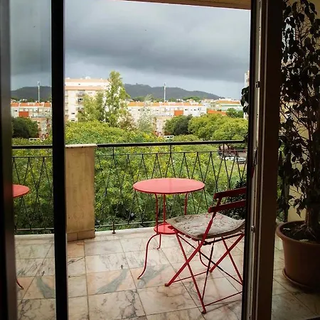 Com Vista Castelo Apartment *